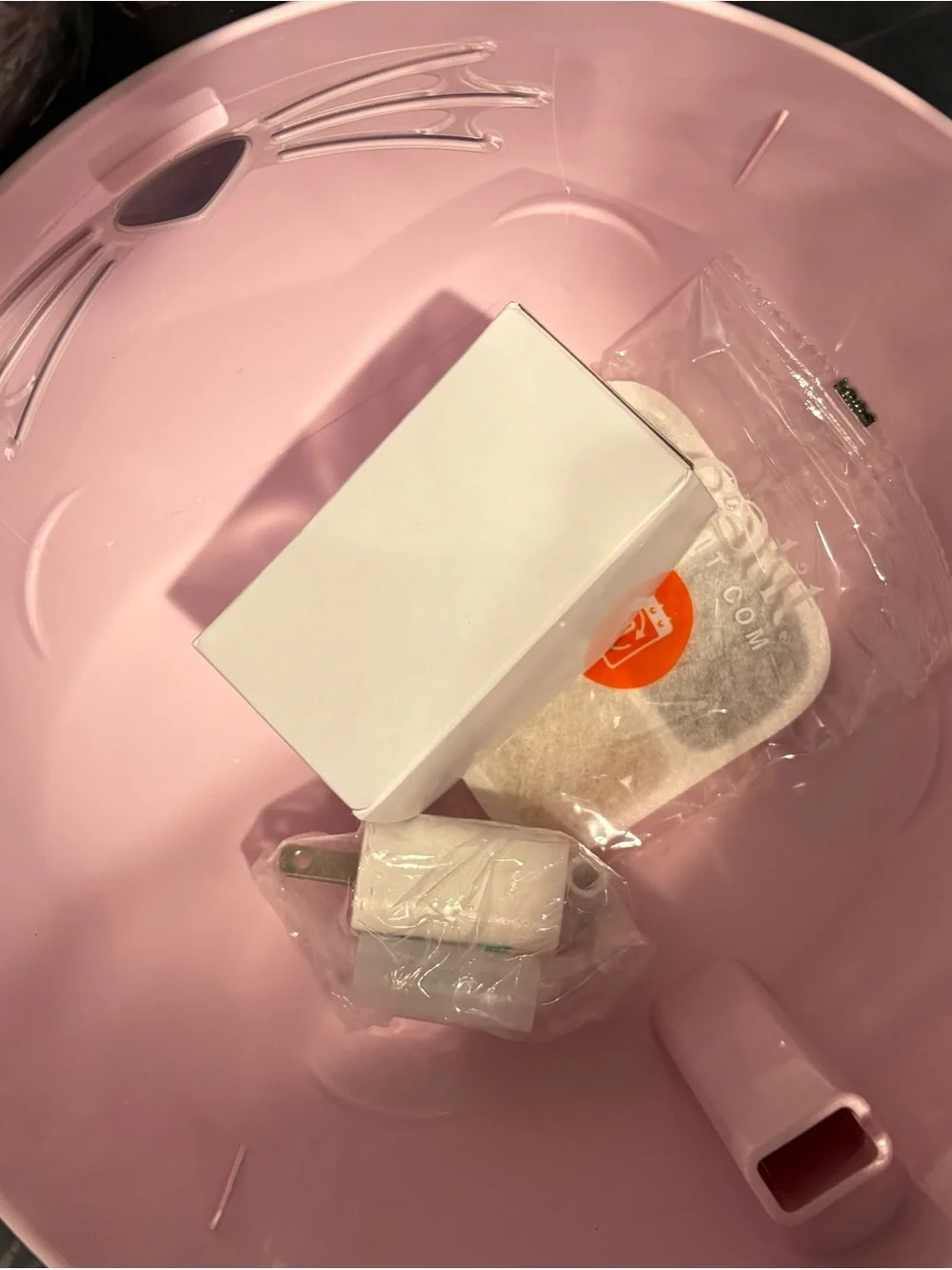 Pixi Pink Catit Cat-Shaped Drinking Fountain - Pink & White